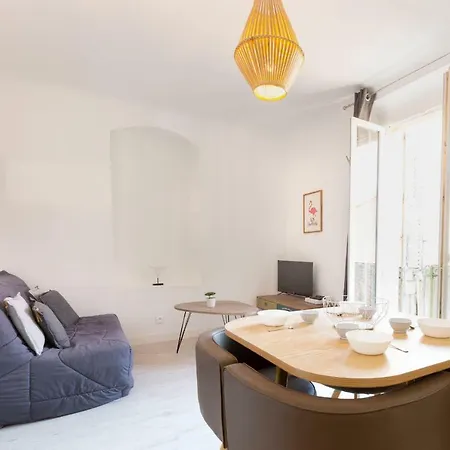 Charming One Bedrooms Renovated In Apartamento Cannes